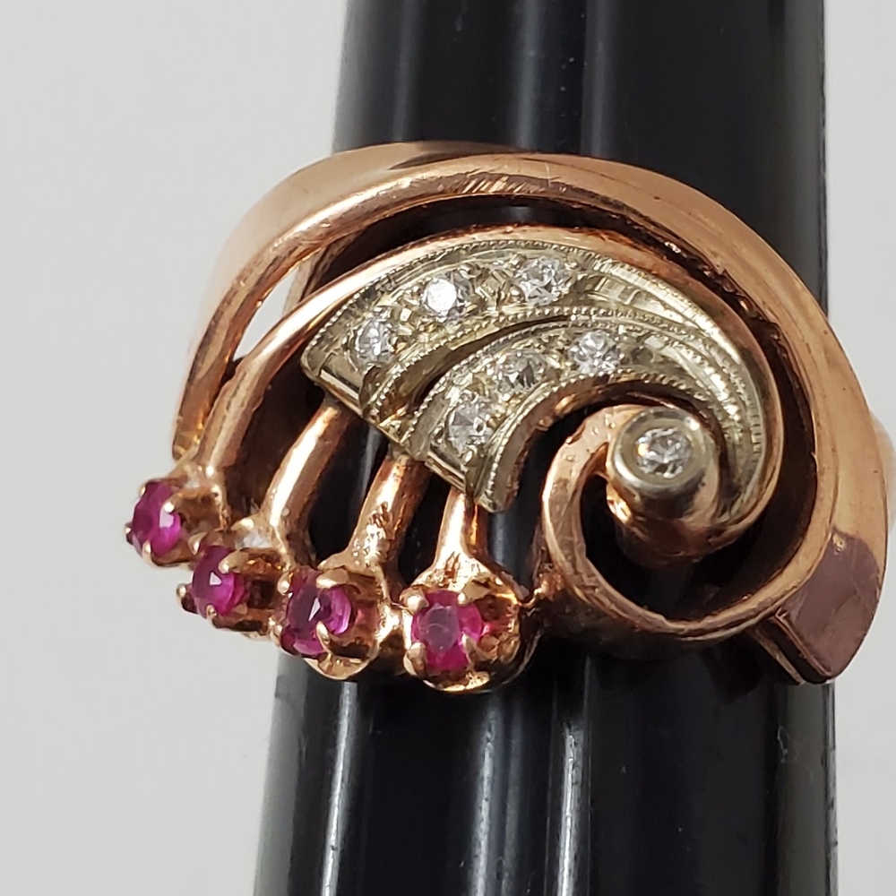 Watch Video / Antique Edwarian 14K ROSE GOLD SAPPHIRE DIAMOND RING - Picture 11 of 12